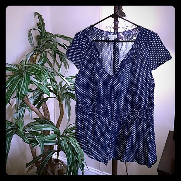 Merona Tops - ⚜️Merona 2XL Navy & White polka dot blouse
